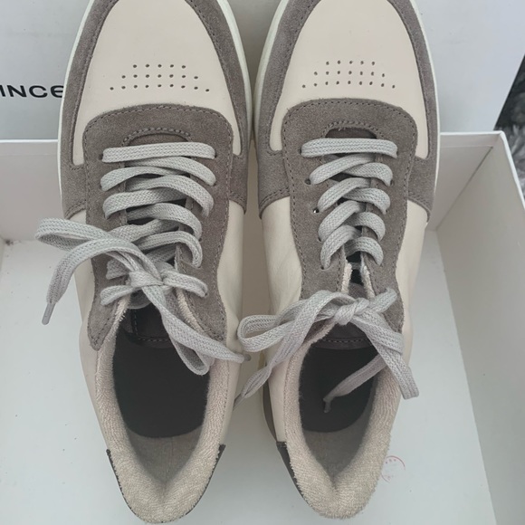 ❌SOLD❌Vince sneaker - Picture 3 of 8